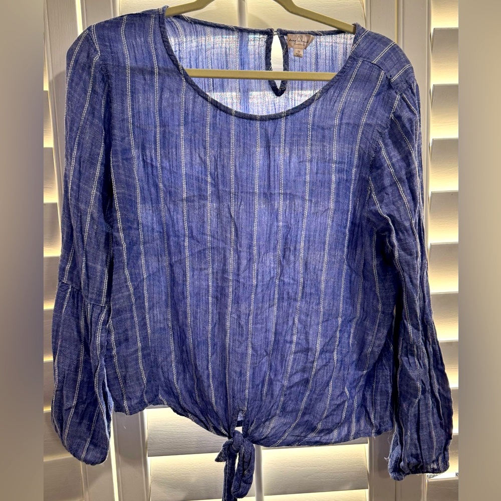 Light weight, soft, Flowy  blouse
